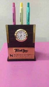 Wooden Table Clock Pen Stand, Color : Black & Gold
