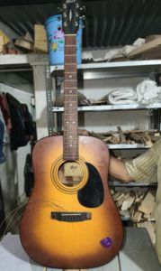 Plain Polished Wood Bass Guitar, Color : Brown for Playing