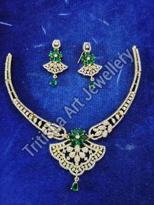 Women Hasli Necklace Set