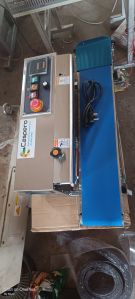 Pouch Sealing Machine