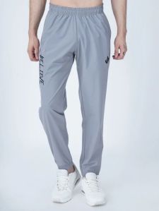 Essential Relaxed Fit Men Jogger Pant