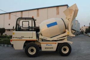 Self Loading Concrete Mixer Machine