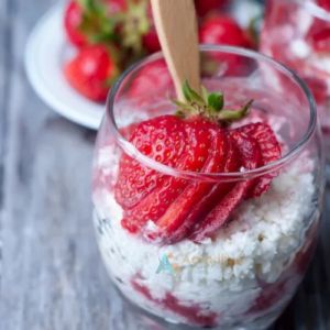 Frozen Strawberry Pulp, Color : Red
