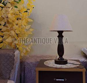 Modern Sleek Bedroom Table Lamp