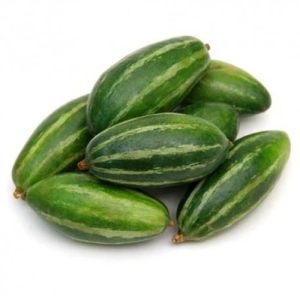 Organic Fresh Pointed Gourd, Color : Green for Cooking