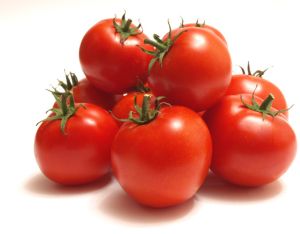 Organic Red Tomato, Packaging Type : Loose for Cooking, Salad
