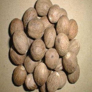 Brown Organic Nutmeg, Grade Standard : Food Grade, Form : Whole