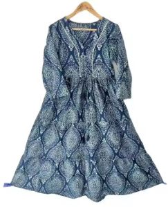 Pure Cotton Three Quarter Sleeves Loose Ladies Dress