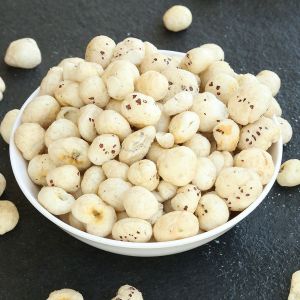White Phool Makhana