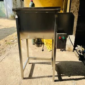Lab Scale Ribbon Blender