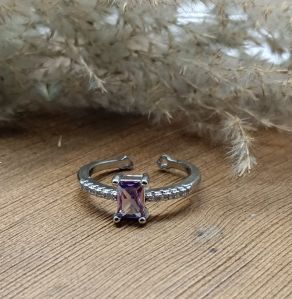 Anti- Tarnish Elegant Silver-tone Ring