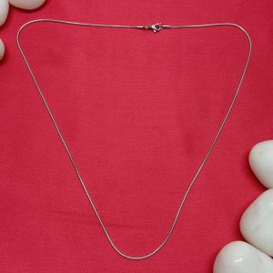 Sleek Style Chain
