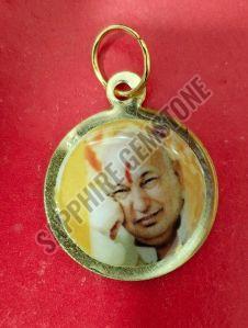 Gold Plated Jai Guruji Pendant, Packaging Type : Packet