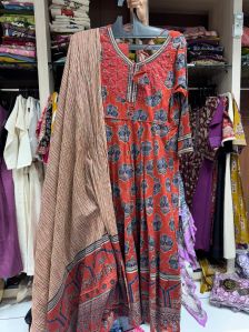 Rayon Kurti