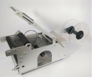 Semi-Automatic Label Applicator Machine for Round Bottles