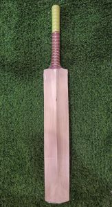 Poplar Willow Wooden Cricket Bat