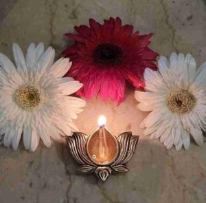Artificial Flower Decoration