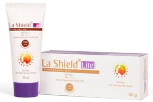La Shield Lite Sunscreen Gel