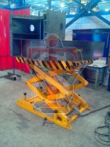 2 Ton Industrial Lift
