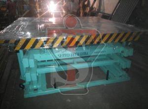 4 Ton Mild Steel Industrial Lifts