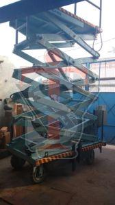 Mobile Scissor Lift