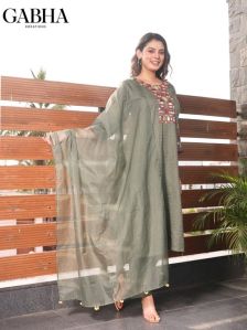 Cotton Embroidery Plain Kurta Pant Dupatta