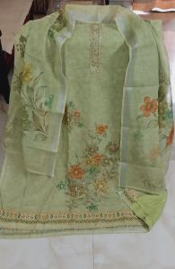 Chanderi Silk Top with Handwork Chanderi Silk Dupatta Unstitched Suits