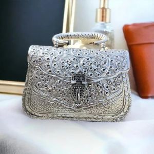 Checkered Clutch Bag, Closure Type : Zipper